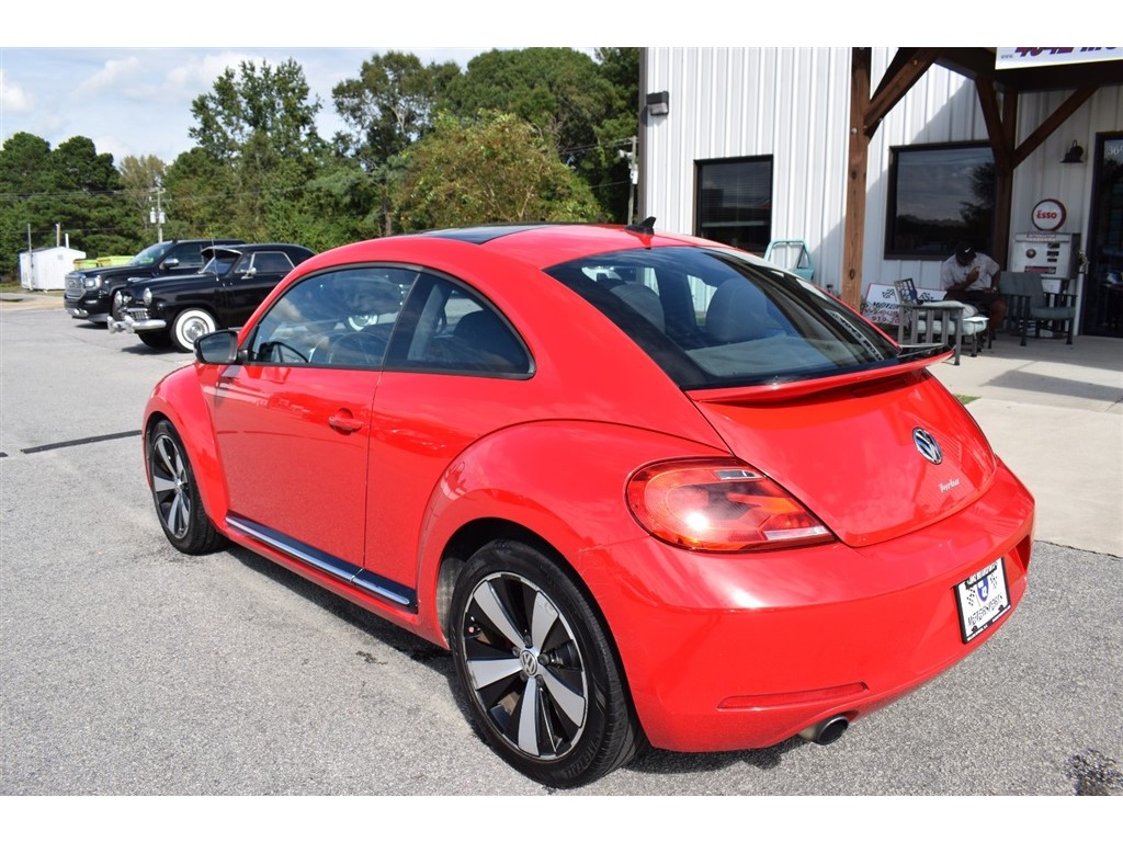 2012 Volkswagen Beetle Turbo photo 3