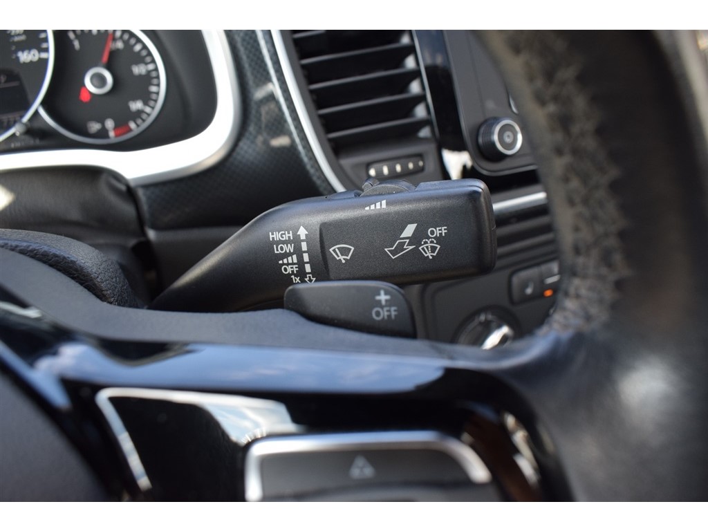 2012 Volkswagen Beetle Turbo photo 38