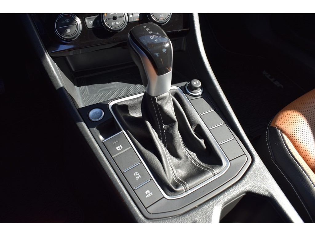 2023 Volkswagen Jetta SEL photo 22