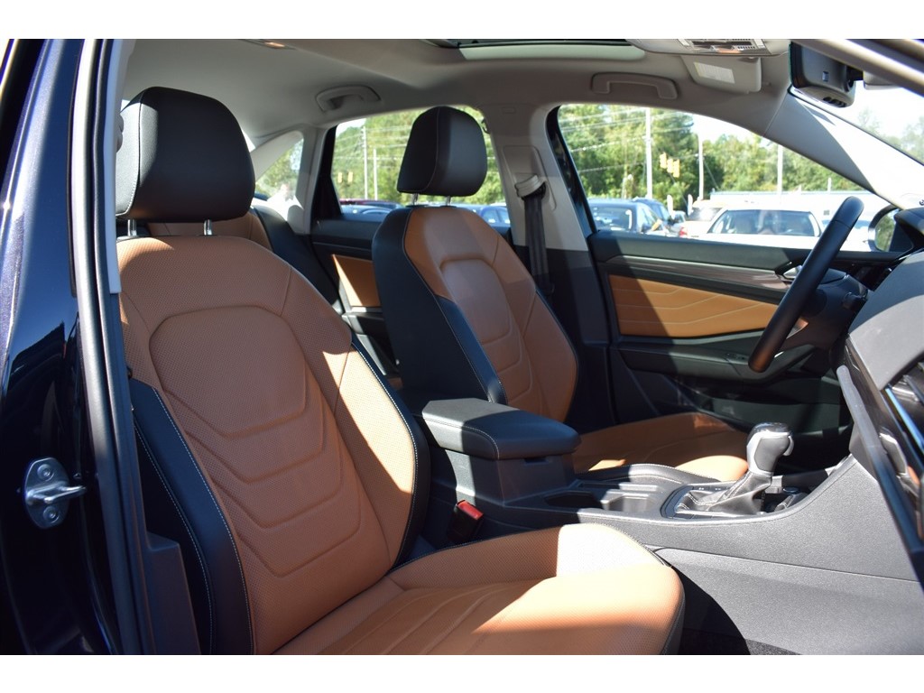 2023 Volkswagen Jetta SEL photo 26