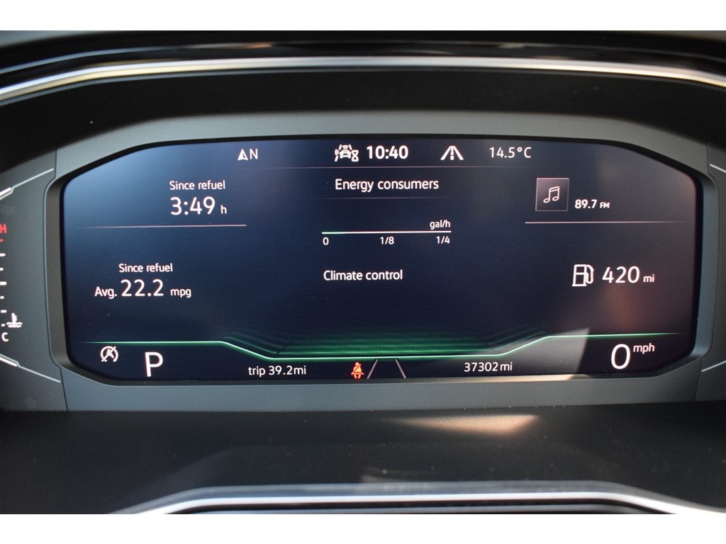 2023 Volkswagen Jetta SEL photo 30
