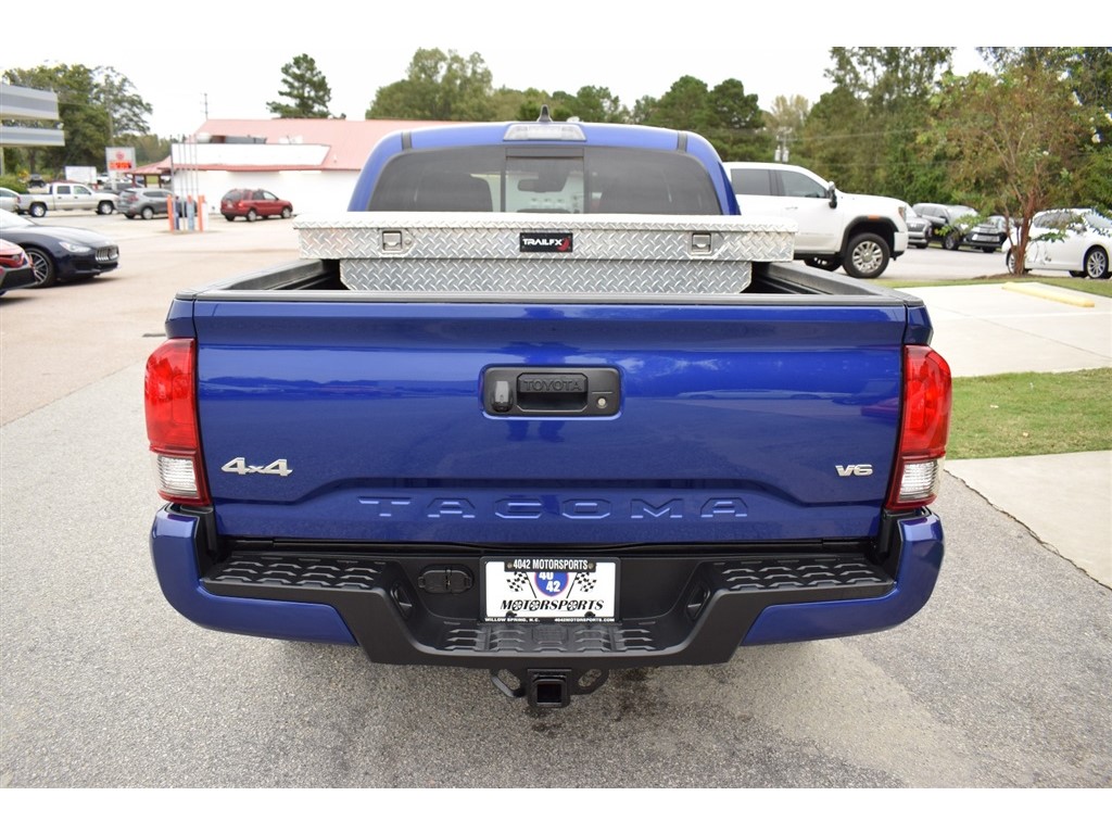 2023 Toyota Tacoma SR5 photo 4