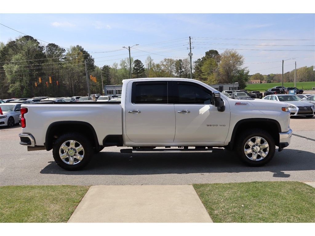 2020 Chevrolet Silverado 2500HD LTZ - Photo 7
