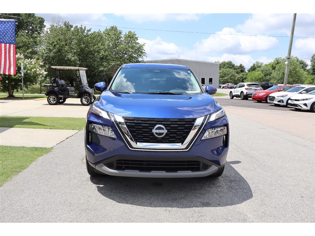 2023 Nissan Rogue SV - Photo 12