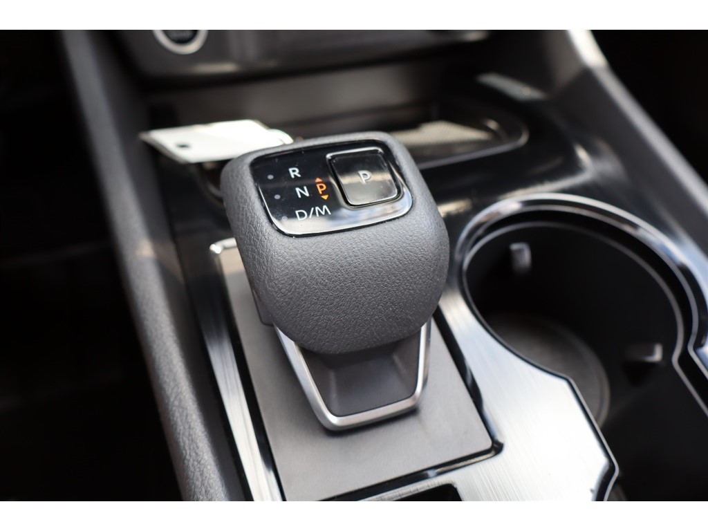 2023 Nissan Rogue SV - Photo 31