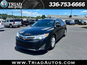 2013 Toyota Camry SE for sale by dealer