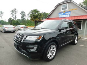 Picture of a 2017 FORD EXPLORER XLT
