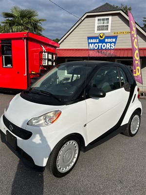 Picture of a 2013 smart Fortwo pure