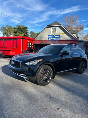 Picture of a 2017 Infiniti QX70 LIMITED