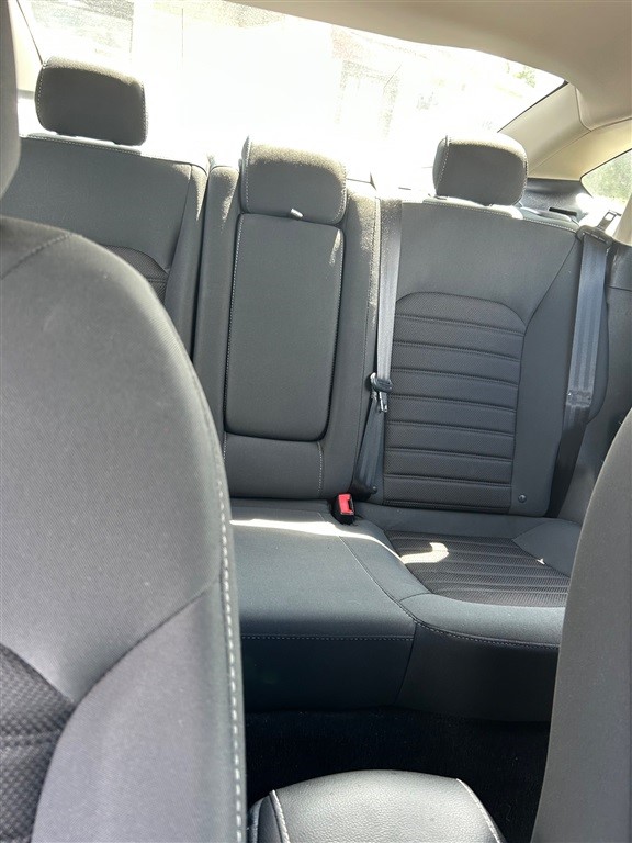 2019 Ford Fusion Hybrid SE photo 26