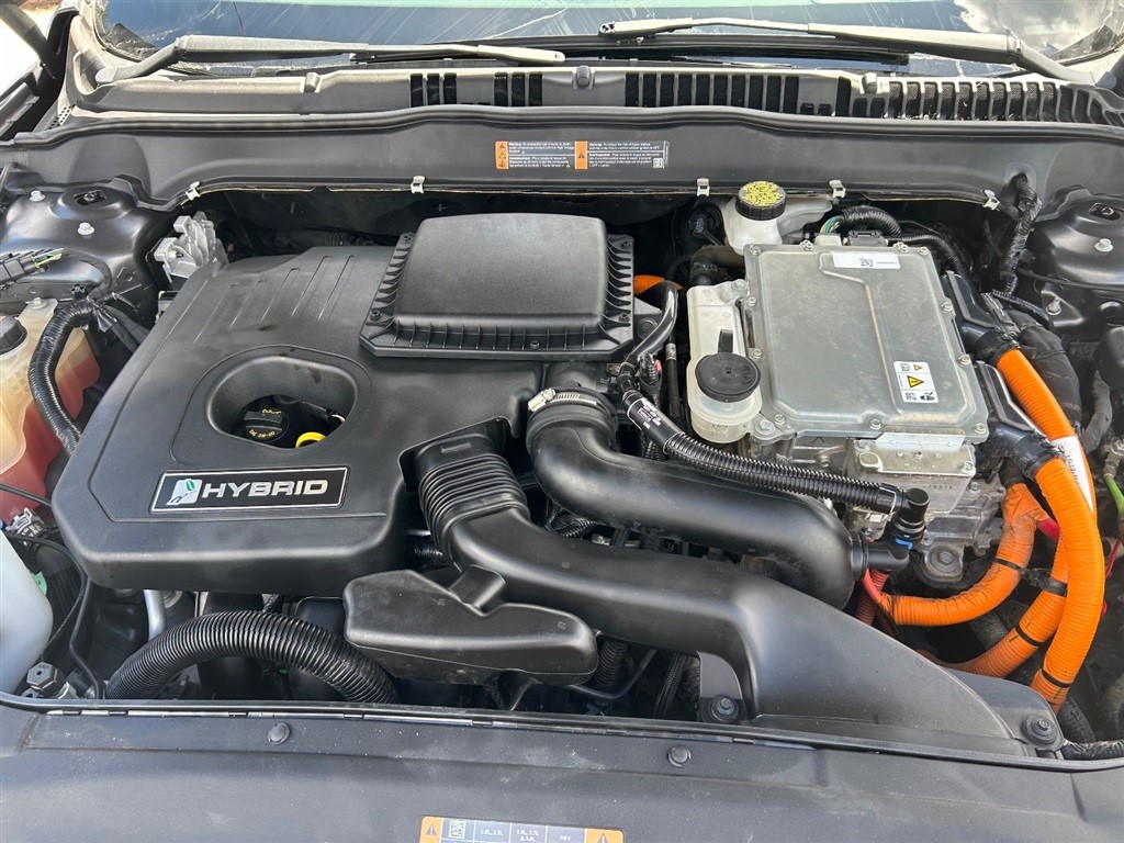 2019 Ford Fusion Hybrid SE photo 28
