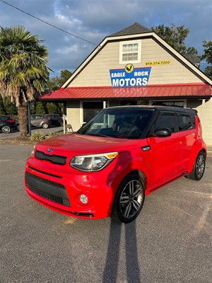 Picture of a 2019 Kia Soul + +