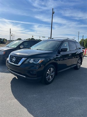 Picture of a 2020 Nissan Pathfinder S