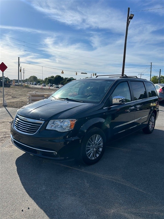 Chrysler Town & Country Touring-L in Wendell