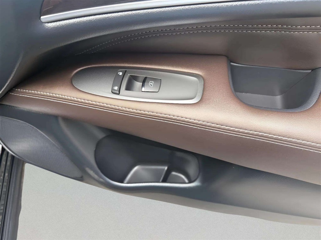 2019 Infiniti QX60 Pure AWD photo 16