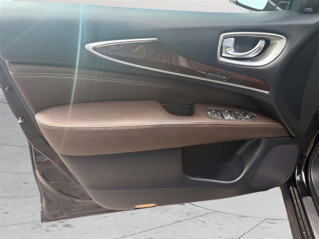 2019 Infiniti QX60 Pure AWD photo 7