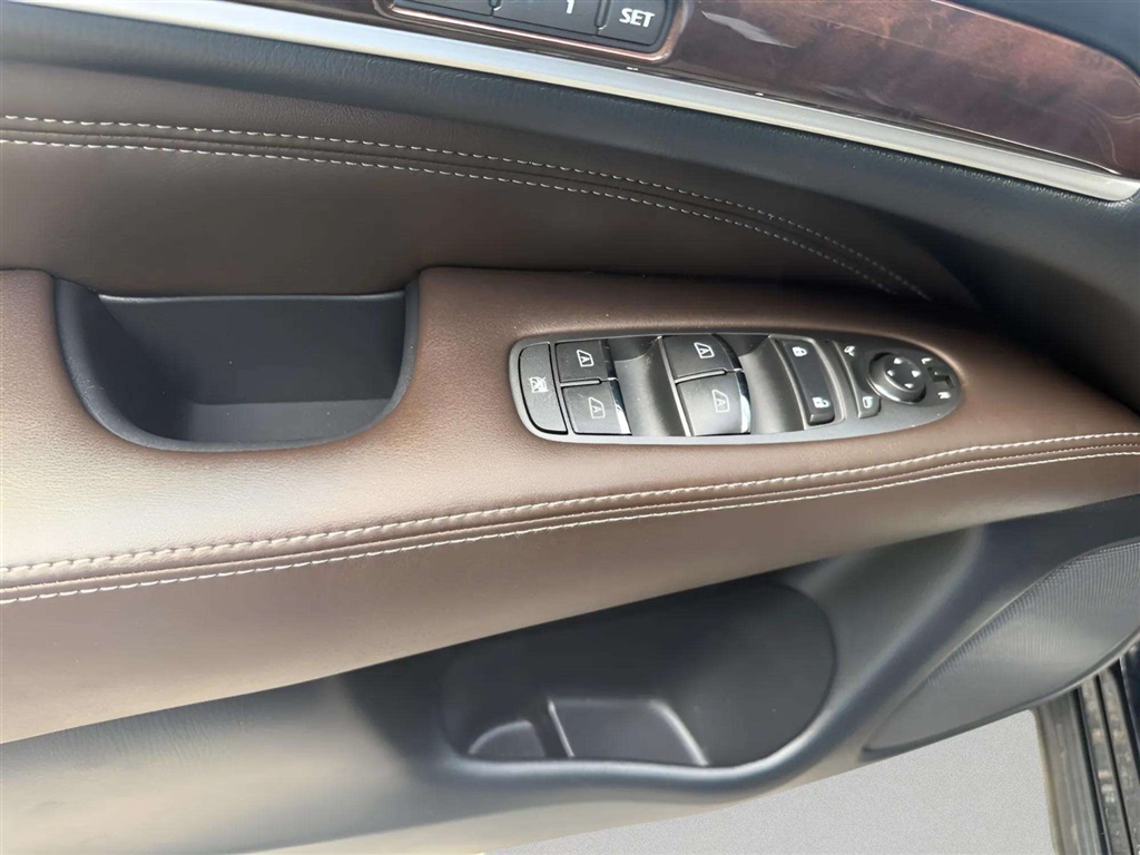 2019 Infiniti QX60 Pure AWD photo 8