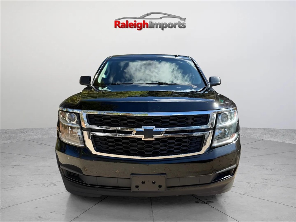 2016 Chevrolet Tahoe LT photo 2