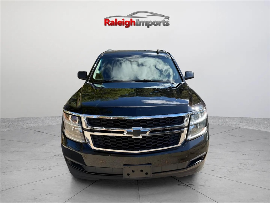 2016 Chevrolet Tahoe LT photo 3