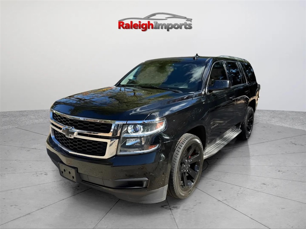 2016 Chevrolet Tahoe LT photo 4