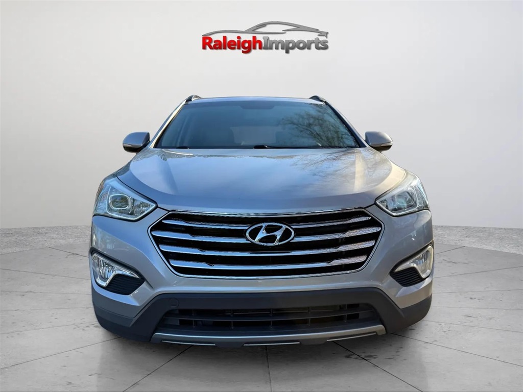 2016 Hyundai Santa Fe Limited photo 2