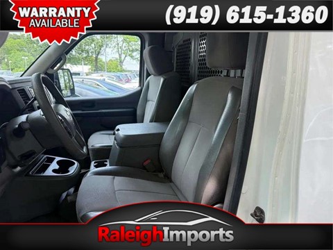 2014 Nissan NV Cargo 2500 HD S V8 High Roof