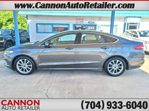 Picture of a 2017 Ford Fusion SE