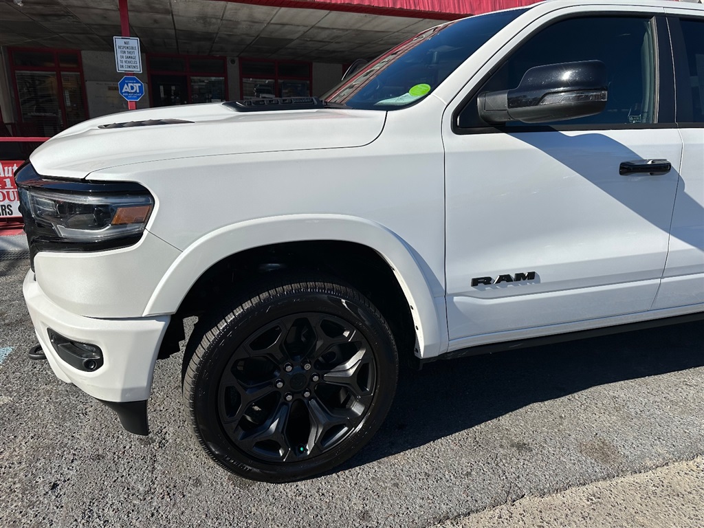 2024 RAM 1500 Limited's photo