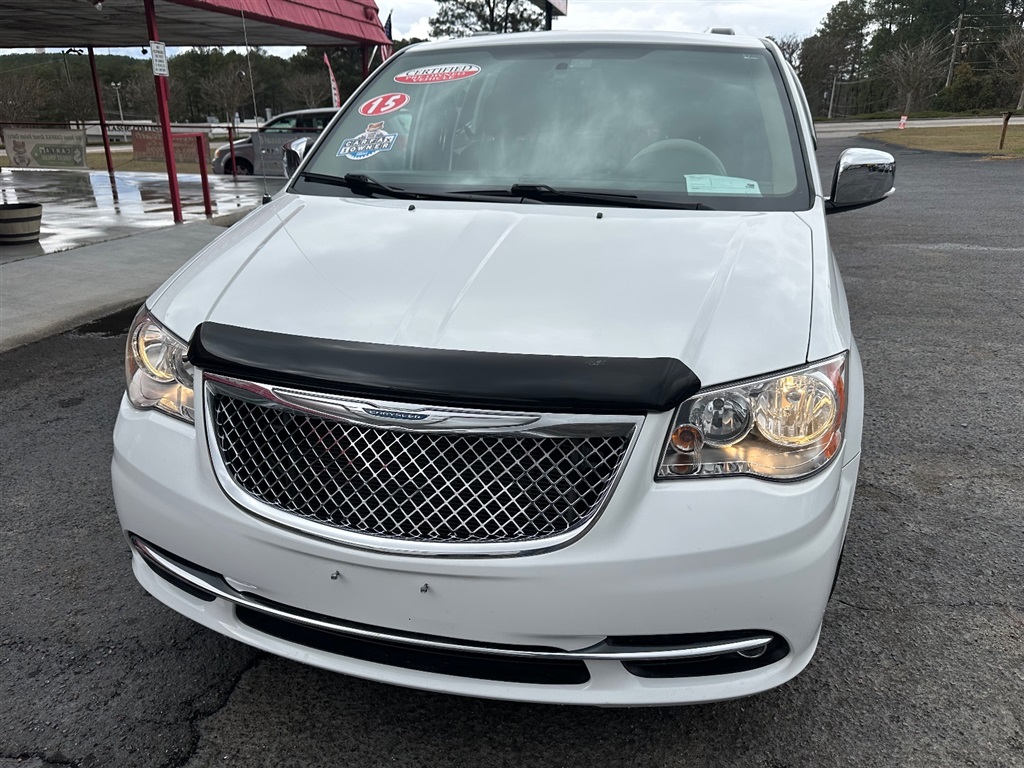 2015 Chrysler Town & Country Touring-L