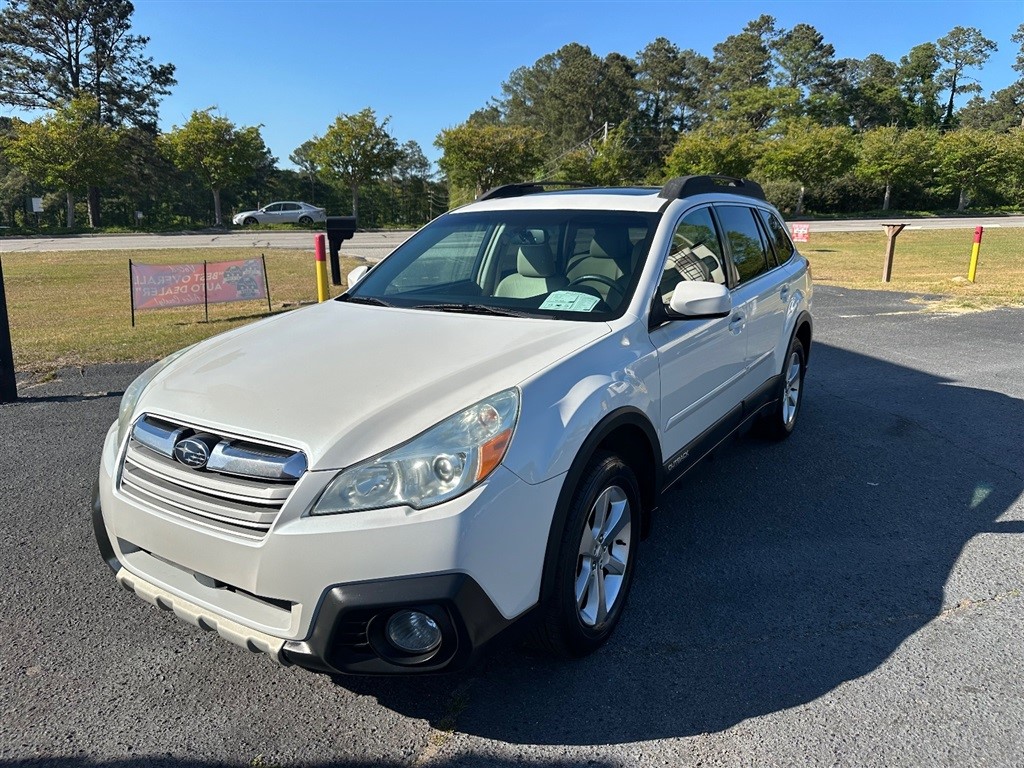 2013 Subaru Outback 2.5i Limited CVT's photo