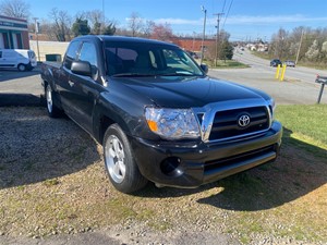 Picture of a 2010 Toyota Tacoma Access Cab 2WD