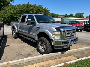 Picture of a 2010 Ford F-250 SD Lariat Crew Cab 4WD