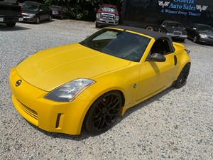 Picture of a 2005 Nissan 350Z Touring Roadster
