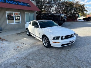 Picture of a 2005 Ford Mustang V6 Deluxe Coupe