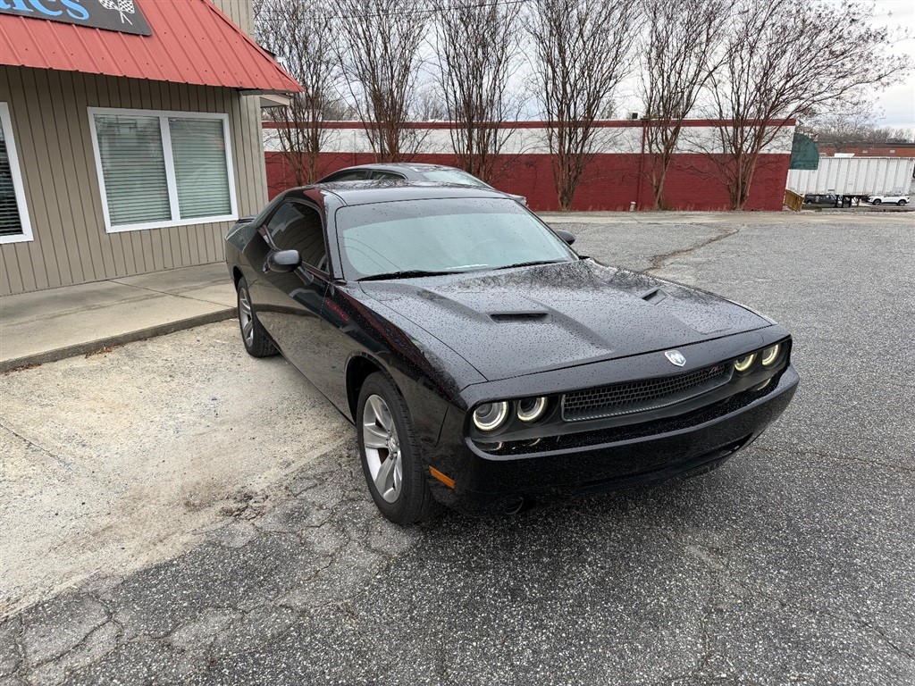 2015 Dodge Challenger SXT