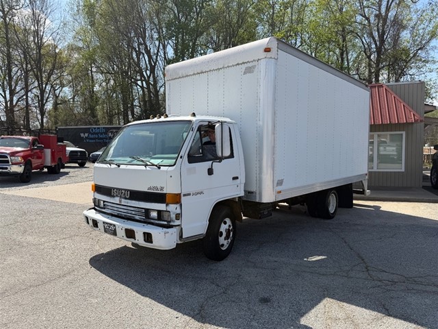 Isuzu NPR - Box Truck in High Point