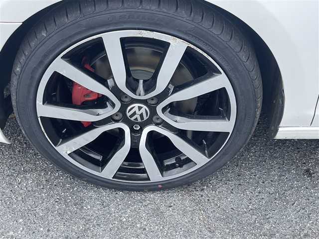 2012 Volkswagen GTI Base photo 13