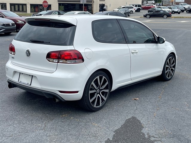 2012 Volkswagen GTI Base photo 4