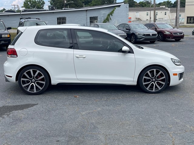 2012 Volkswagen GTI Base photo 5