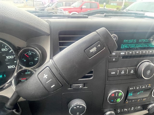 2014 Chevrolet Silverado 2500HD LT photo 37