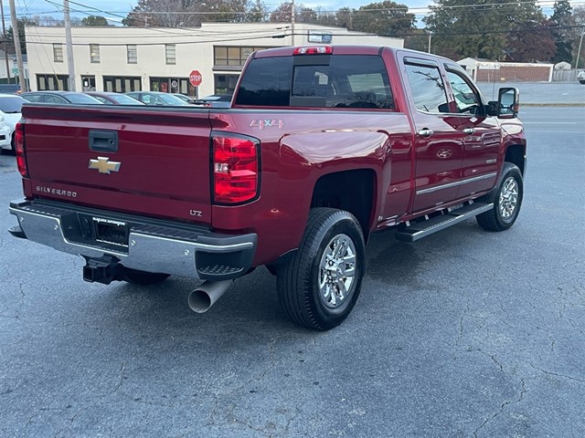 2019 Chevrolet Silverado 3500HD LTZ photo 4