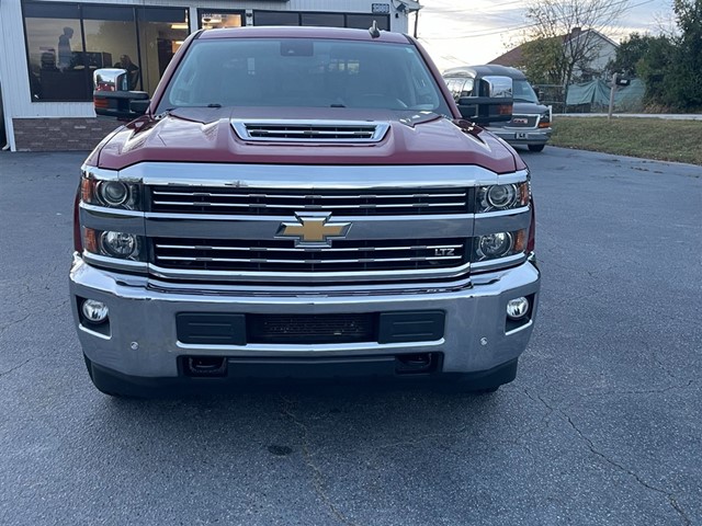 2019 Chevrolet Silverado 3500HD LTZ photo 7