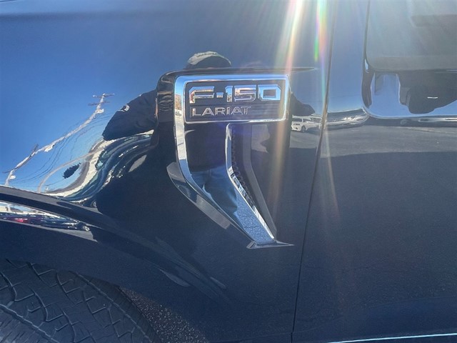 2022 Ford F-150 Lariat photo 12