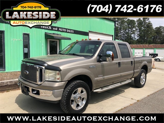 Ford F-250 SD Lariat Crew Cab 4WD in Stanley