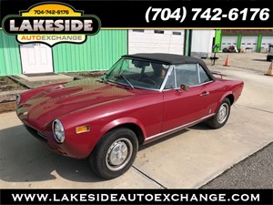 Picture of a 1975 Fiat 124 Spider Convertable 1800