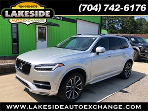 Picture of a 2017 Volvo XC90 T6 Momentum AWD