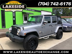 Picture of a 2015 Jeep Wrangler Unlimited Sahara 4WD