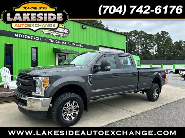 Ford F-250 SD XL Crew Cab Long Bed 4WD in Stanley