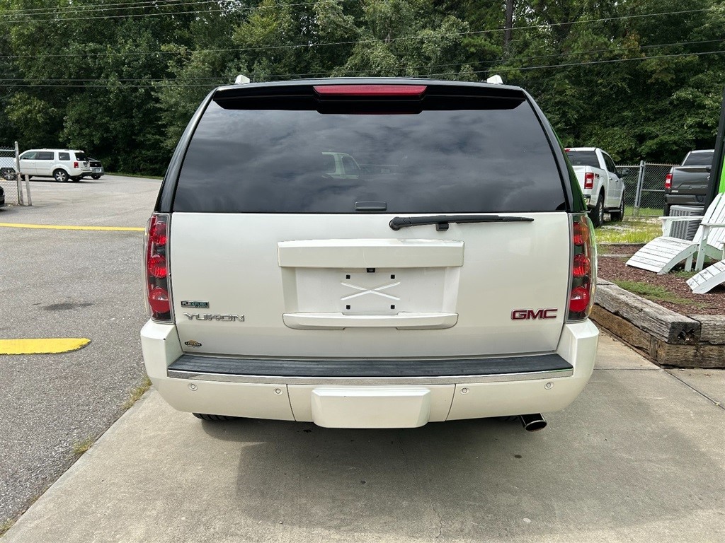 2012 Gmc Yukon Denali photo 4