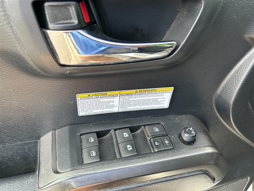 2019 Toyota Tacoma SR5 Double Cab Long Bed V6 4x4 photo 14